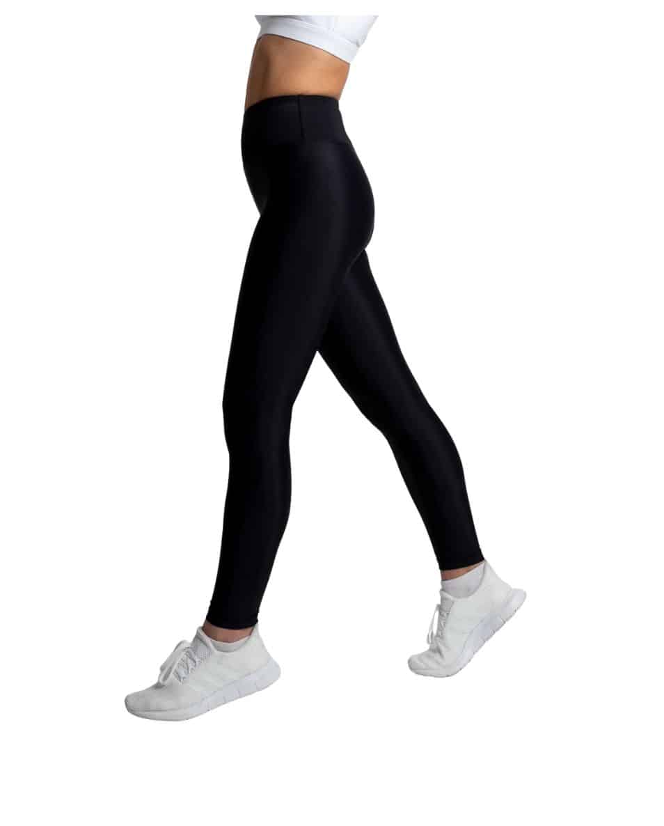 a pair of black leggings on a woman
